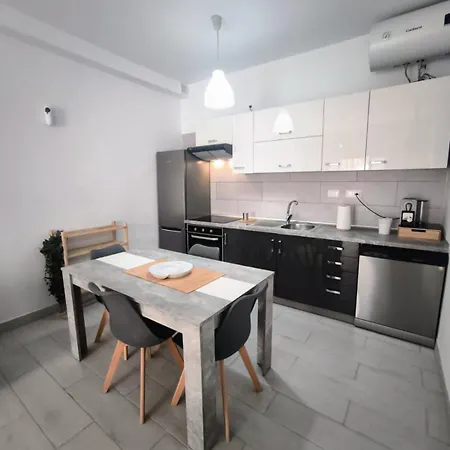 Golf 18 Abrigos شقة لوس أبريغوس