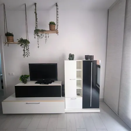 Golf 18 Abrigos * لوس أبريغوس